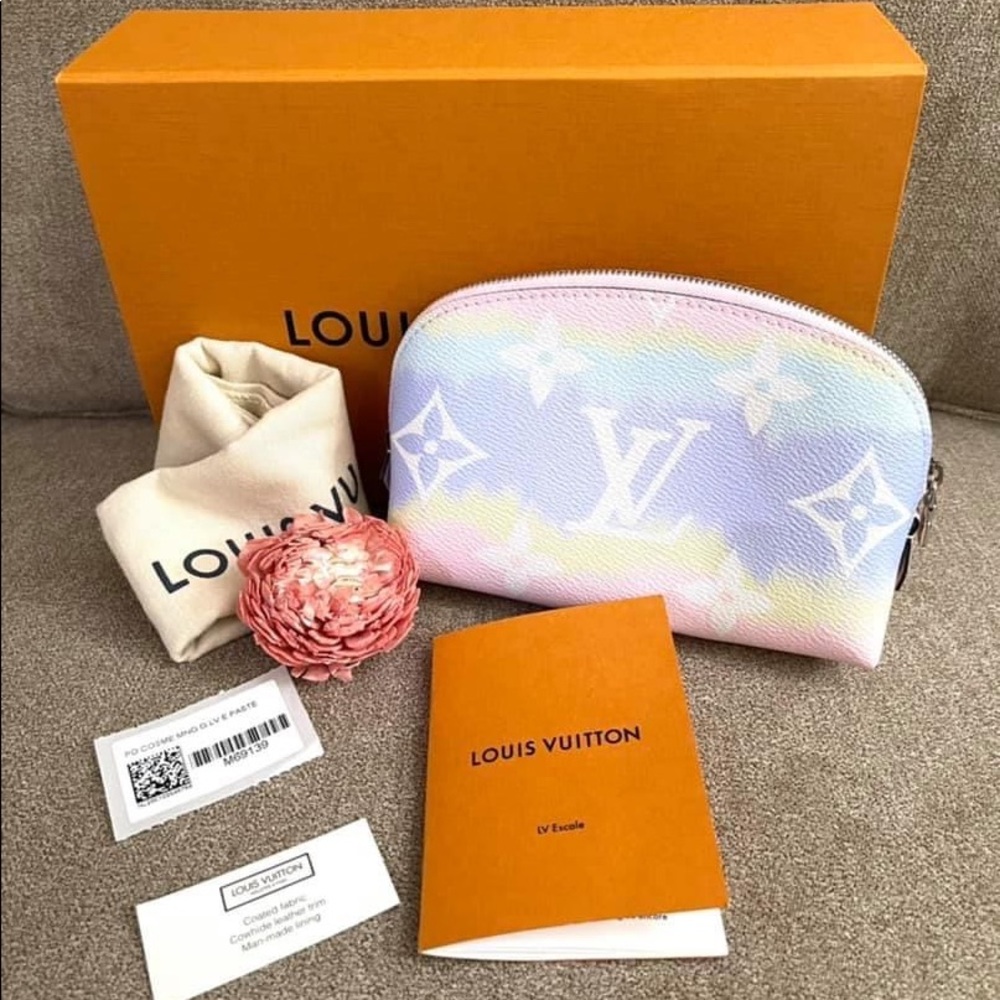 Pouch